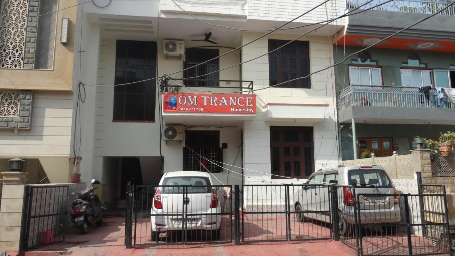 Om Trance Homestay Джайпур Екстериор снимка